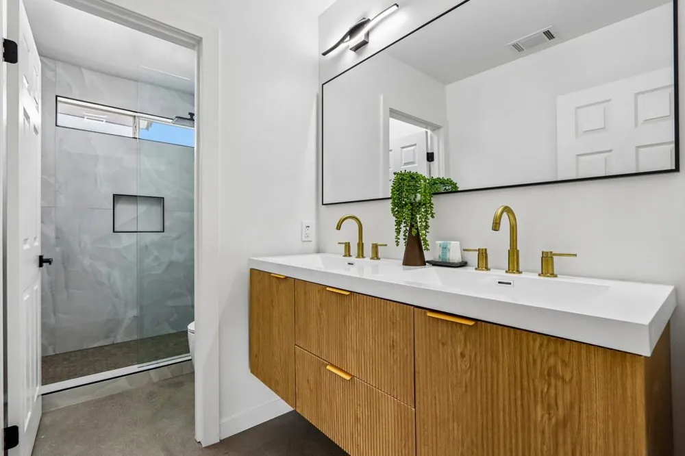 1941 Marguerite Street Palm Springs, CA 92264