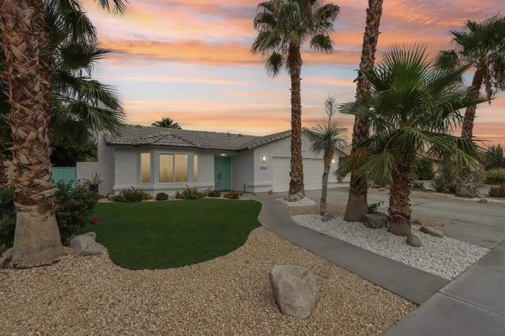 1941 Marguerite Street Palm Springs, CA 92264