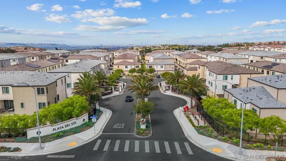 5223 Surfwalk Way #111 San Diego, CA 92154