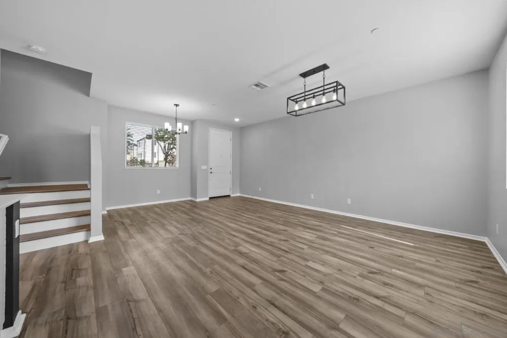 5223 Surfwalk Way #111 San Diego, CA 92154