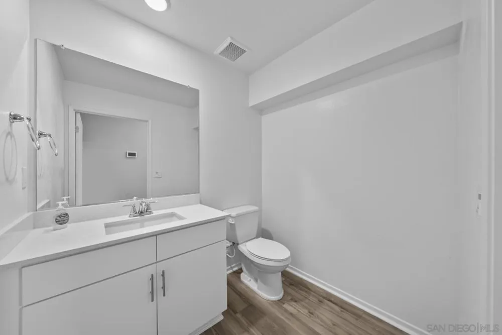 5223 Surfwalk Way #111 San Diego, CA 92154
