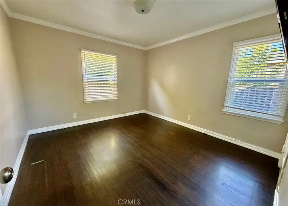 12454 Kling Studio City, CA 91604