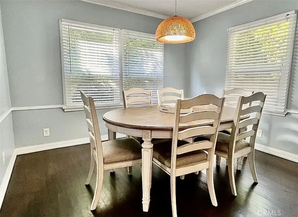 12454 Kling Studio City, CA 91604