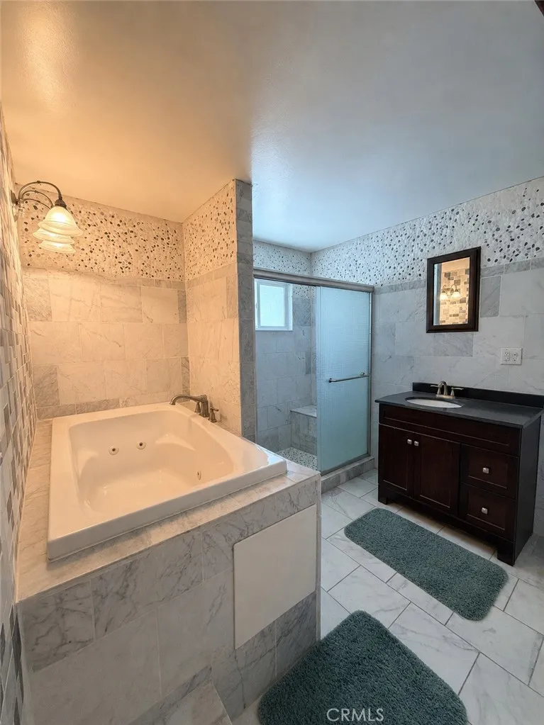 18925 Cedar Valley Newhall, CA 91321