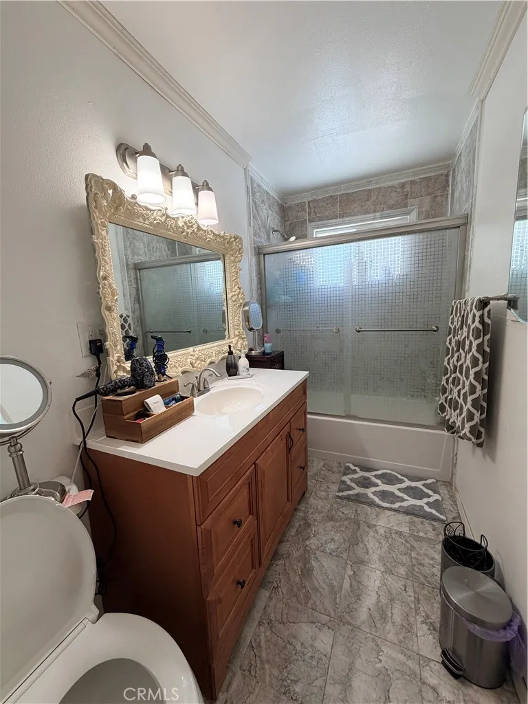 18925 Cedar Valley Newhall, CA 91321