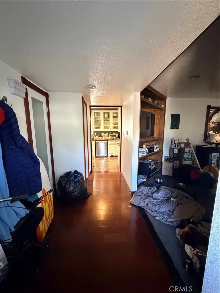 18925 Cedar Valley Newhall, CA 91321