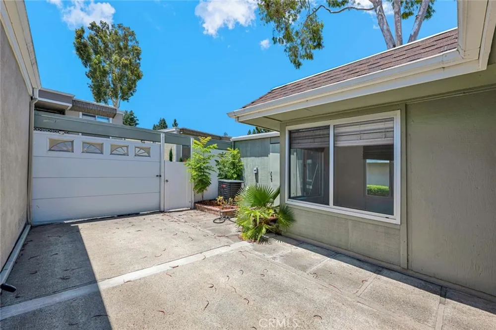 23432 Caminito Salado Laguna Hills, CA 92653