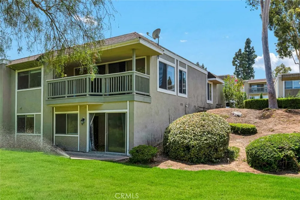 23432 Caminito Salado Laguna Hills, CA 92653