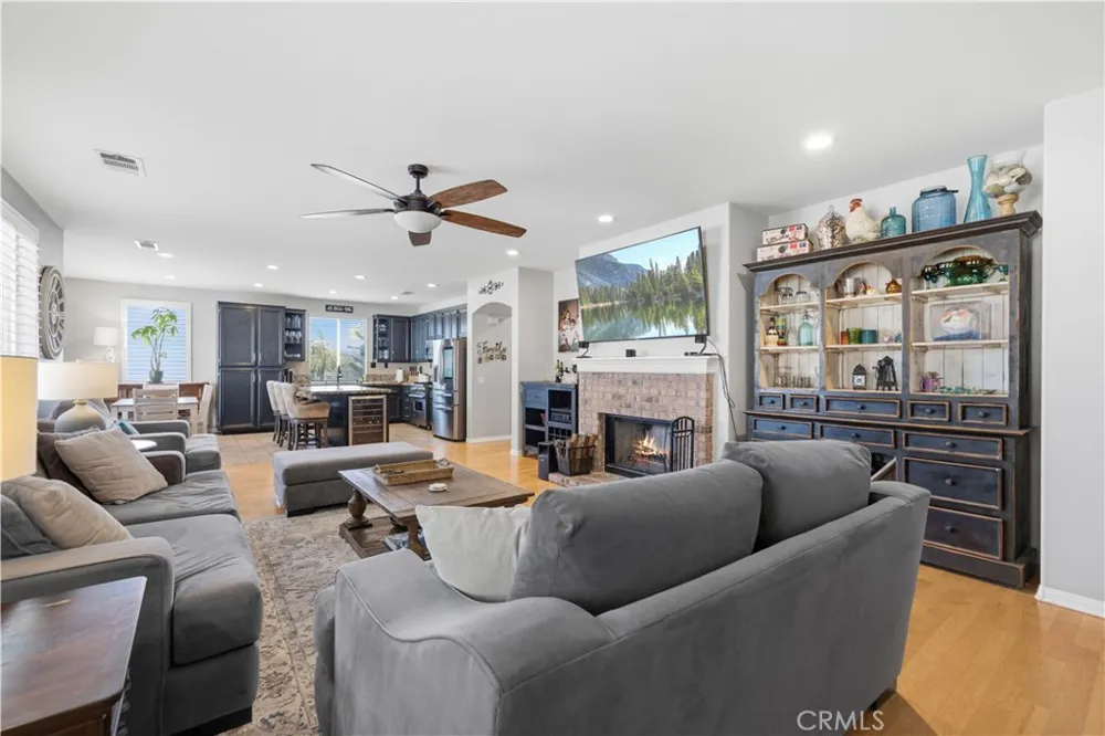 31229 Cherry Drive Castaic, CA 91384