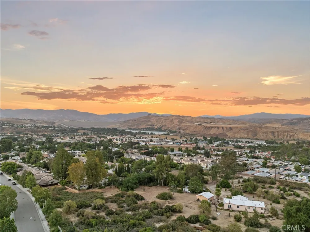 31229 Cherry Drive Castaic, CA 91384
