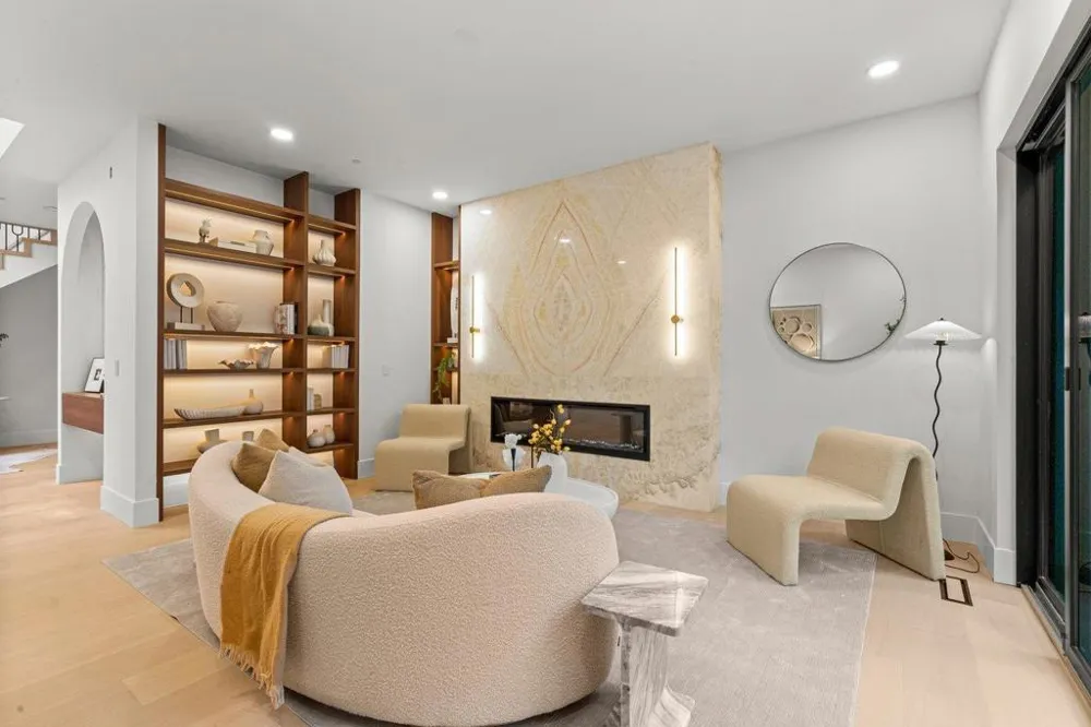 15 San Juan Avenue Menlo Park, CA 94025