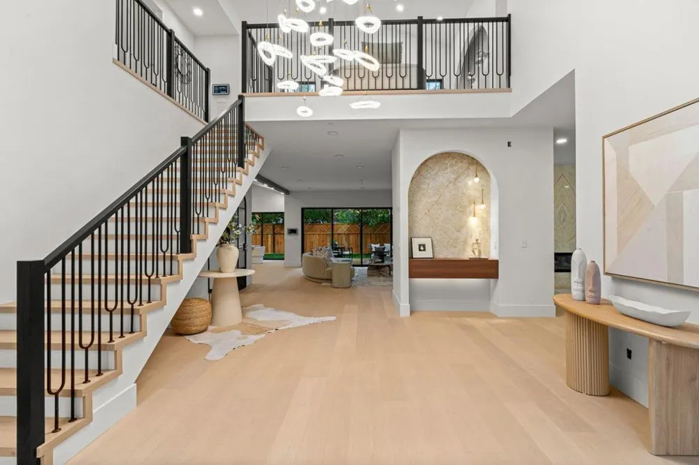 15 San Juan Avenue Menlo Park, CA 94025