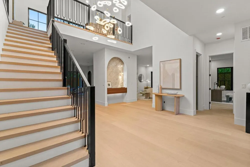 15 San Juan Avenue Menlo Park, CA 94025