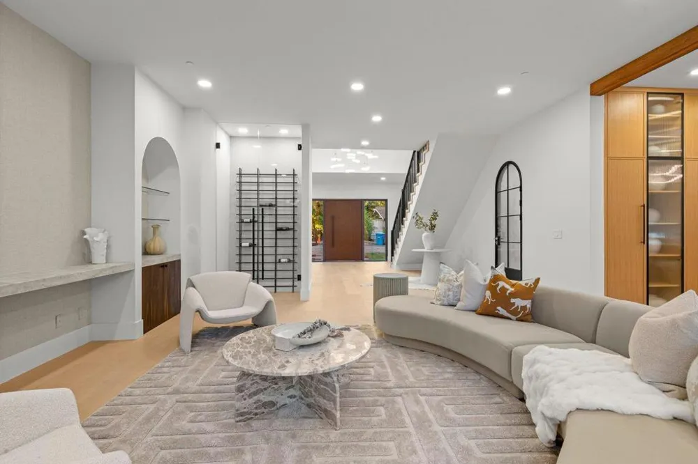 15 San Juan Avenue Menlo Park, CA 94025