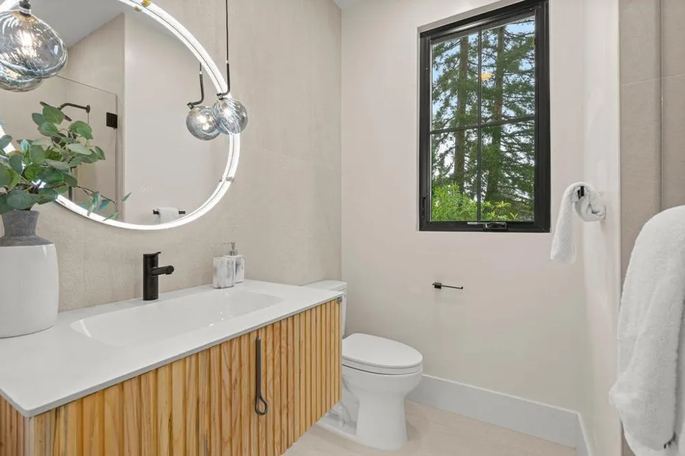 15 San Juan Avenue Menlo Park, CA 94025