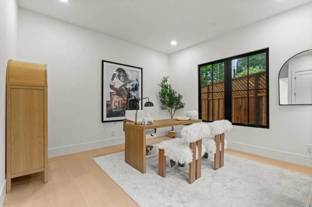 15 San Juan Avenue Menlo Park, CA 94025