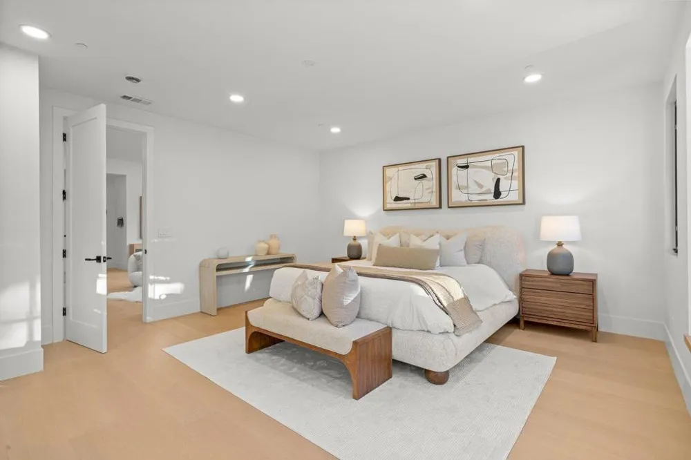 15 San Juan Avenue Menlo Park, CA 94025