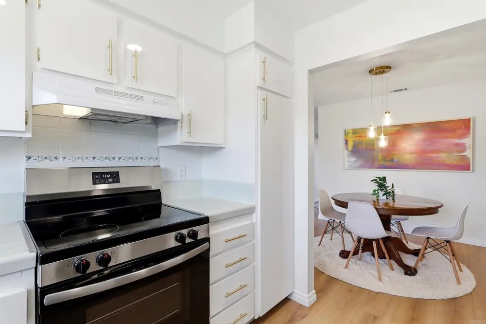 1039 Plover Way Oceanside, CA 92057