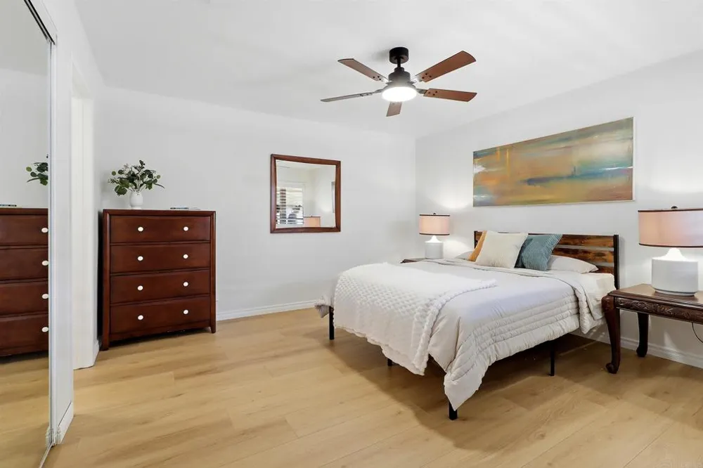1039 Plover Way Oceanside, CA 92057