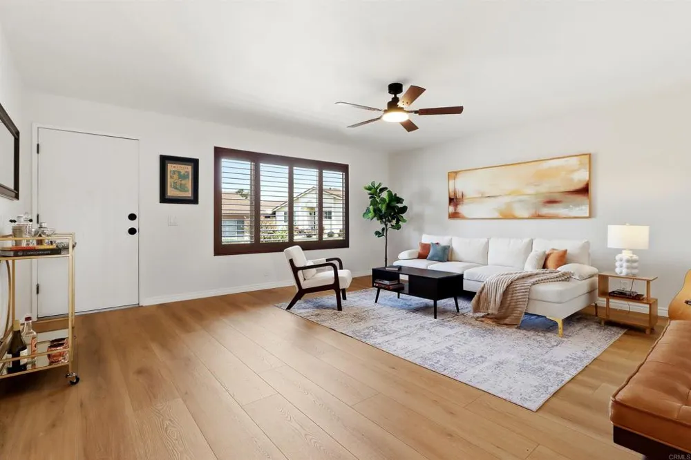 1039 Plover Way Oceanside, CA 92057