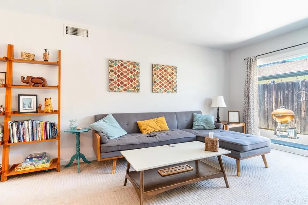 818 E Washington Avenue Escondido, CA 92025