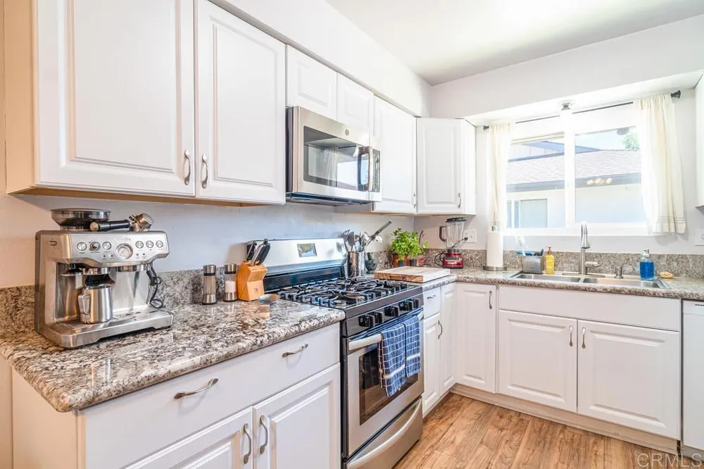 818 E Washington Avenue Escondido, CA 92025