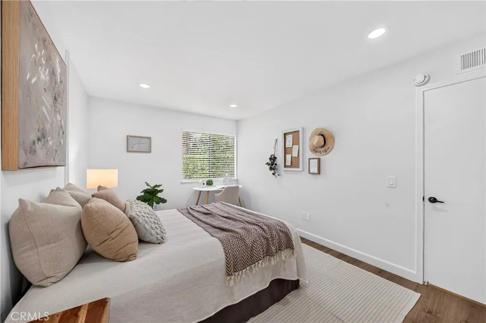 636 Colonial Circle Fullerton, CA 92835