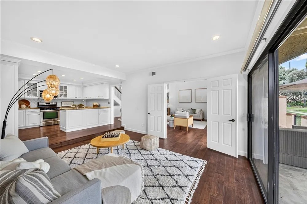636 Colonial Circle Fullerton, CA 92835