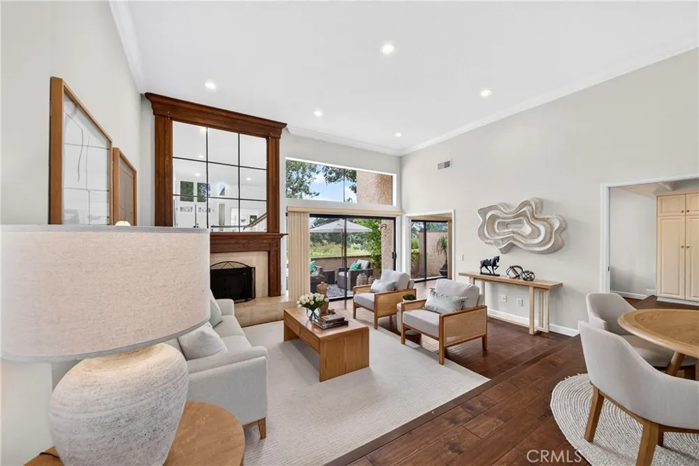636 Colonial Circle Fullerton, CA 92835