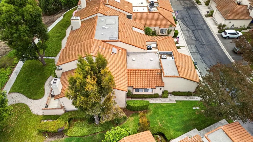 636 Colonial Circle Fullerton, CA 92835