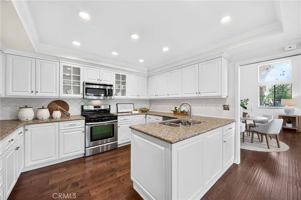 636 Colonial Circle Fullerton, CA 92835