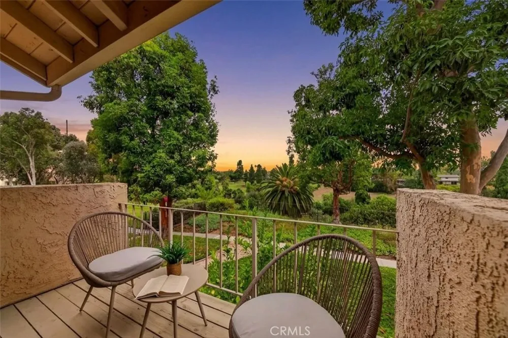 636 Colonial Circle Fullerton, CA 92835