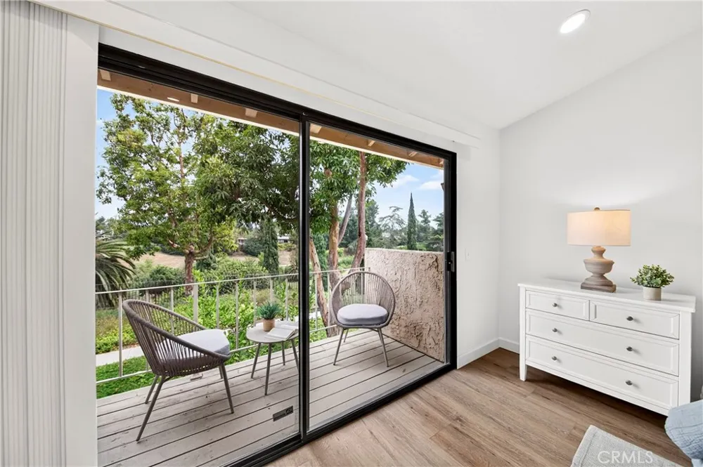 636 Colonial Circle Fullerton, CA 92835