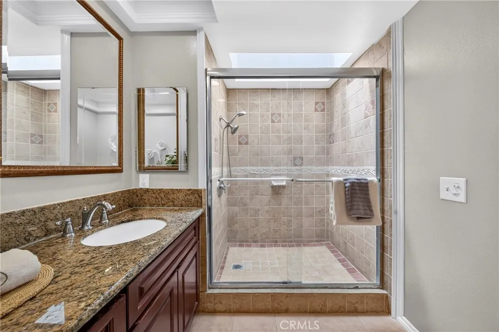 636 Colonial Circle Fullerton, CA 92835