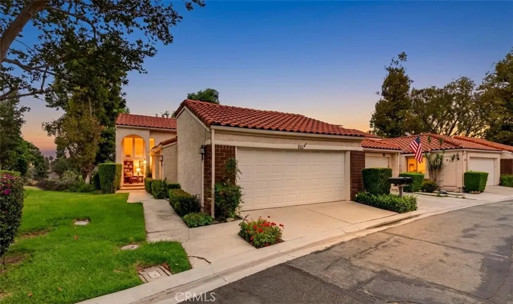 636 Colonial Circle Fullerton, CA 92835
