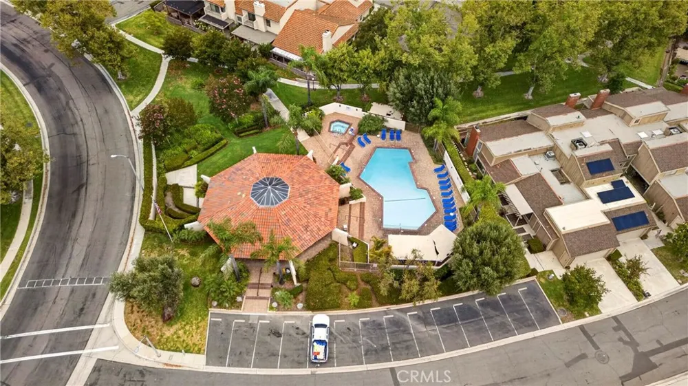 636 Colonial Circle Fullerton, CA 92835