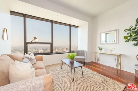 1100 Wilshire Boulevard #2501