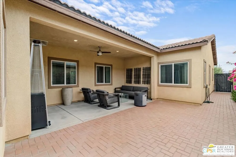 67377 Rio Naches Road Cathedral City, CA 92234