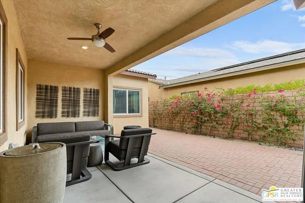 67377 Rio Naches Road Cathedral City, CA 92234