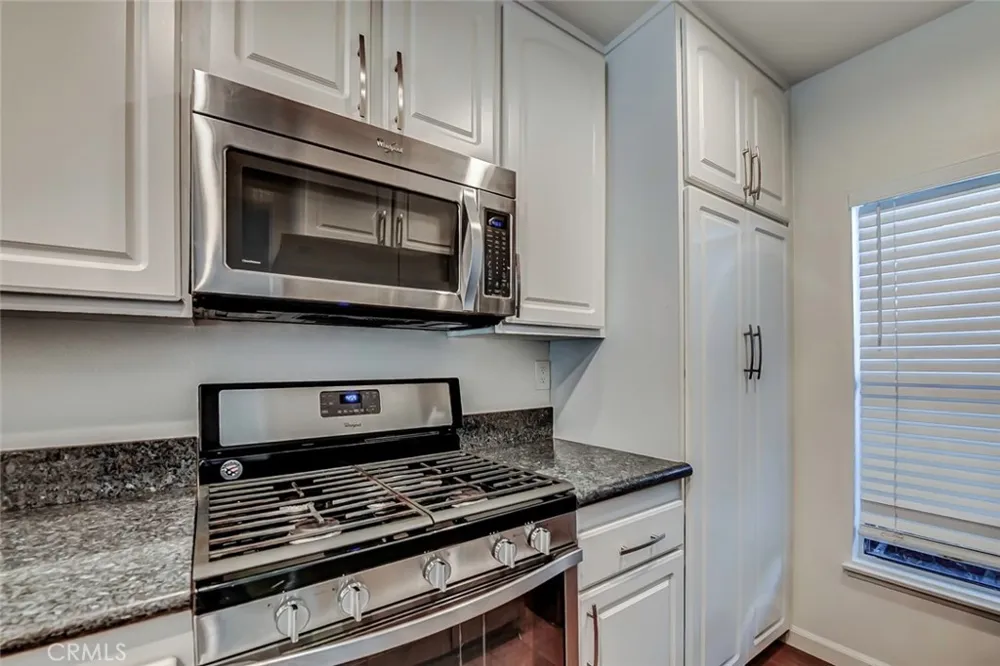 322 Orange Blossom Irvine, CA 92618