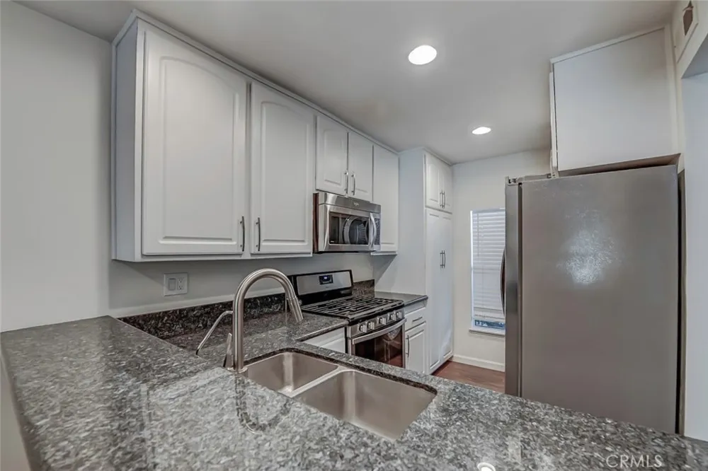 322 Orange Blossom Irvine, CA 92618