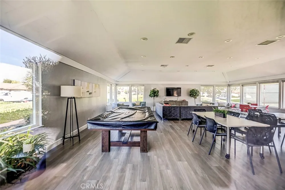 322 Orange Blossom Irvine, CA 92618