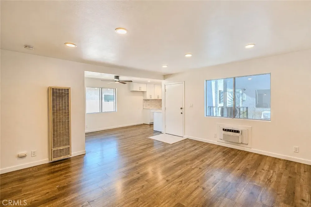 9441 Flower Street #203 Bellflower, CA 90706