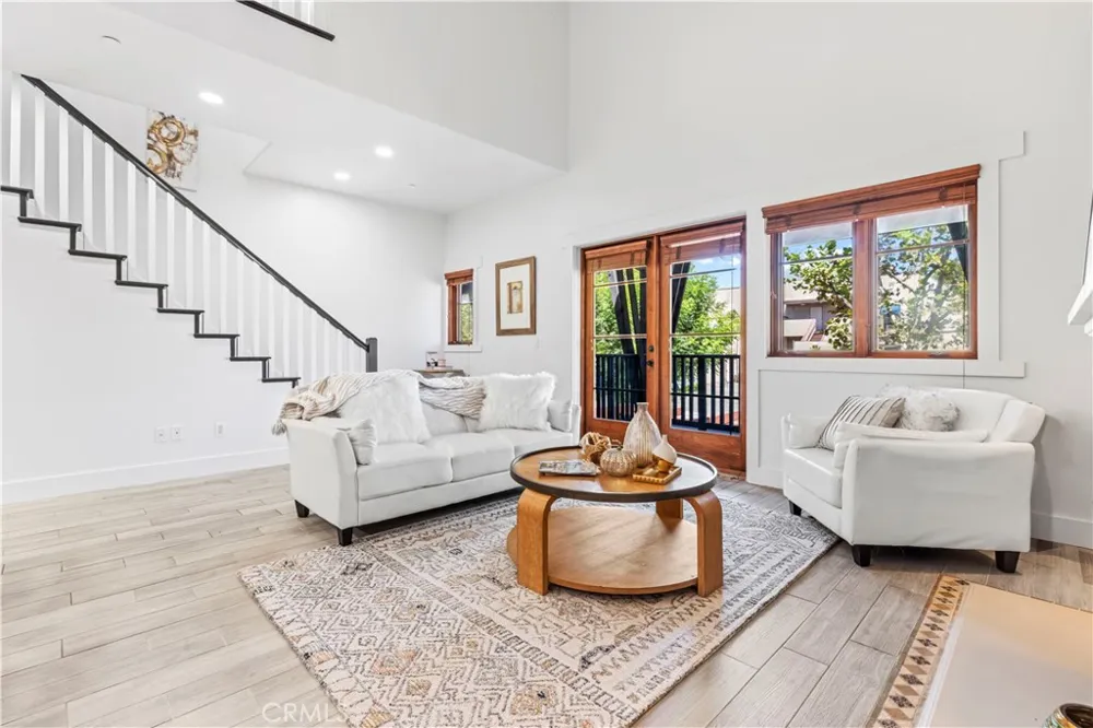 142 Vermont ave #B Glendora, CA 91741