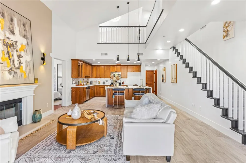142 Vermont ave #B Glendora, CA 91741