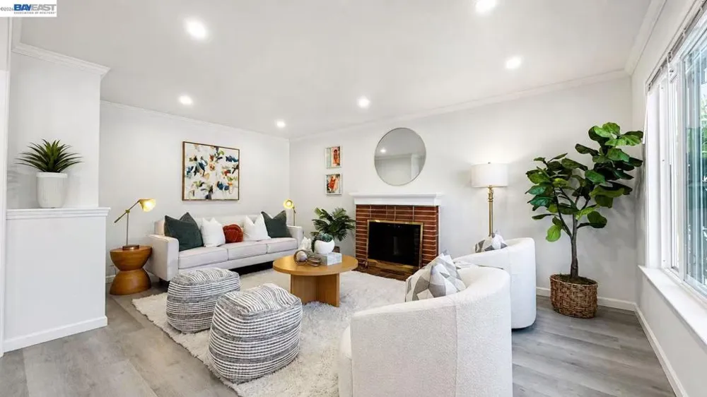 404 Bradrick Dr San Leandro, CA 94578
