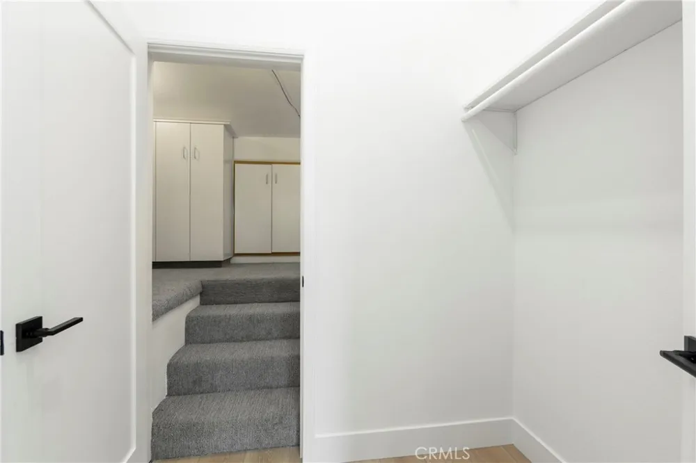 394 Magnolia Street Costa Mesa, CA 92627