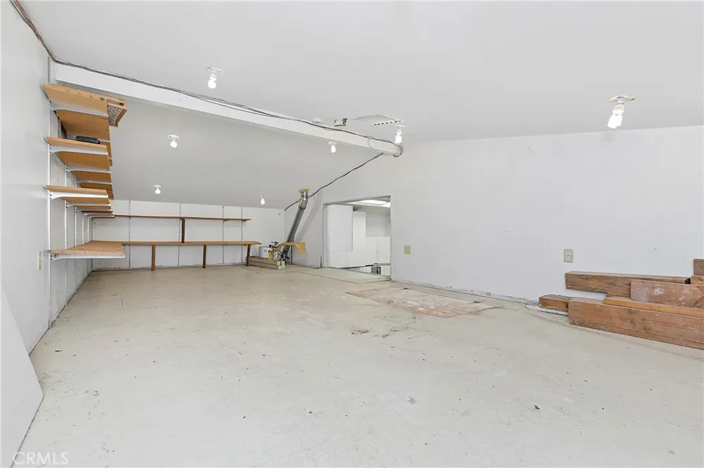 394 Magnolia Street Costa Mesa, CA 92627