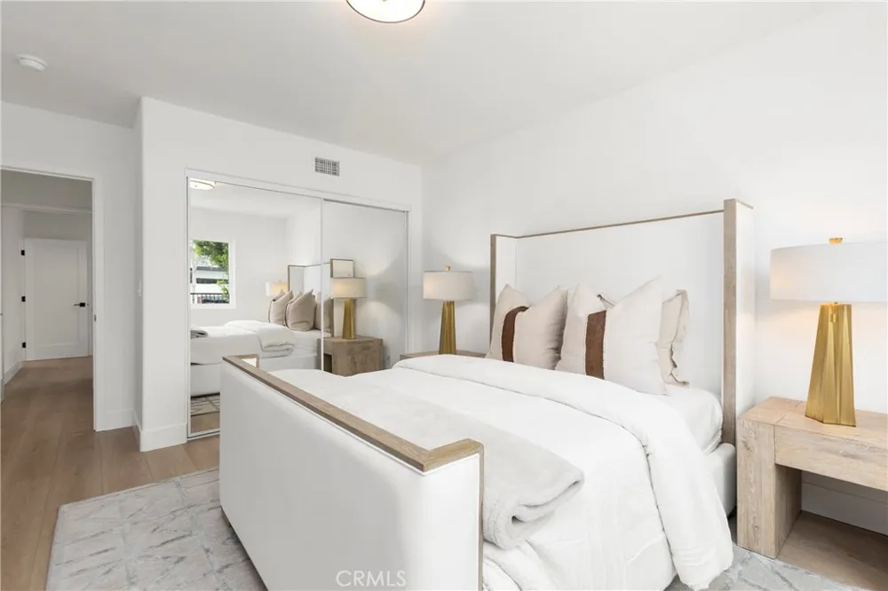 394 Magnolia Street Costa Mesa, CA 92627