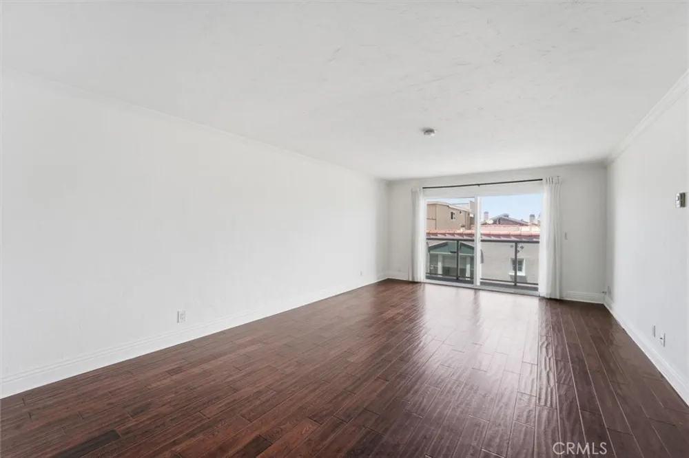 15 15th Street #14 Hermosa Beach, CA 90254